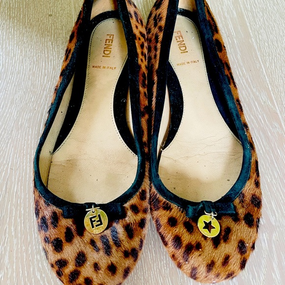 Fendi women shoes - Picture 2 of 3